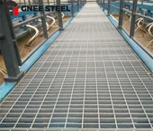 Drench dur galfanedig yn draenio